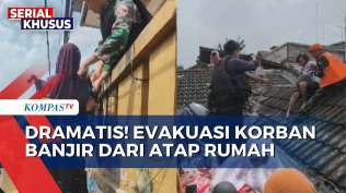 evakuasi-korban-banjir-dari-atap-rumah-warga-hingga-lansia-sakit-di-kursi-roda-bencana-banjir