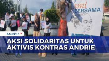 Gelar Aksi, Mahasiswa UGM Desak Polisi Tangkap Pelaku Penyiraman Air Keras Ke Andrie Yunus