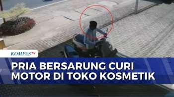 Terekam CCTV! Aksi Pria Bersarung Gasak Motor Di Toko Kosmetik Sumenep | BORGOL