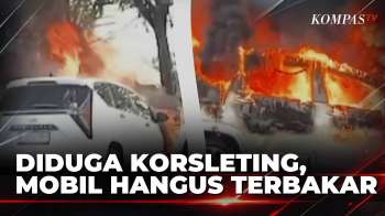 Diduga Korsleting Mesin, Minibus Terbakar Saat Diparkir di Pondok Gede | SAPA MALAM