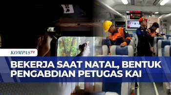 Bentuk Pengabdian, Petugas KAI Tetap Bekerja Dan Jadi Garda Terdepan Saat Libur Nataru