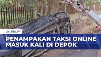 Penampakan Taksi Online Terjun Ke Kali Perigi Depok, Evakuasi Berlangsung Tiga Jam
