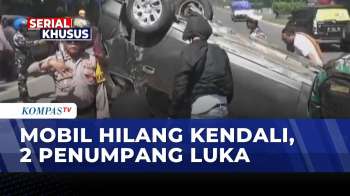 Minibus Pejabat Karantina Terguling di Tol Reformasi Makassar, Diduga Hilang Kendali