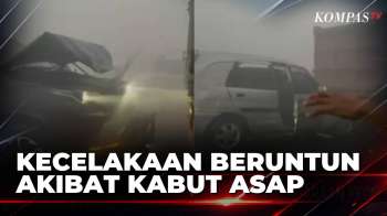 Jalanan Tertutup Kabut Asap, 4 Kendaraan Kecelakaan Beruntun | KOMPAS MALAM