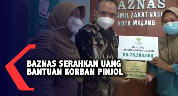 Baznas Serahkan Uang Bantuan Untuk Pelunasan Hutang Guru TK Korban