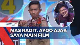 stand-up-dodit-saya-ke-pesta-pakai-tuxedo-dengan-dasi-merah-bertuliskan-tut-wuri-handayani-pecah