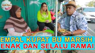 empal-kupat-bu-marsih-purwokerto-kuliner-pinggir-jalan-yang-enak-legendaris-dan-selalu-ramai