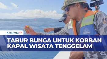TIm SAR Gelar Tabur Bunga Di Hari Terakhir Pencarian Korban Kapal Tenggelam Di Labuan Bajo