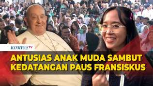 antusias-anak-muda-sambut-kedatangan-paus-fransiskus-ke-indonesia