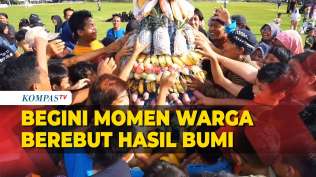 merti-desa-di-kulon-progo-berjalan-semarak-warga-berebut-gunungan-hasil-bumi