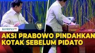 prabowo-tiba-tiba-pindahkan-kotak-berlogo-bintang-4-sebelum-pidato-di-bandung-militeristik