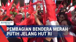 bagi-bagi-bendera-merah-putih-meriahkan-hari-kemerdekaan-ri