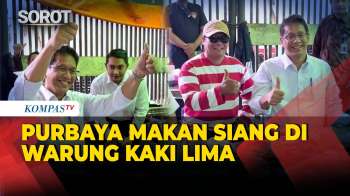 Sampai Angkat Jempol! Menkeu Purbaya Makan Siang Di Warung Kaki Lima Usai Rapat