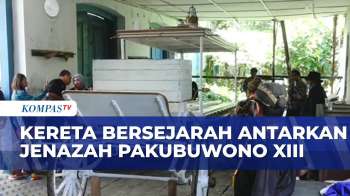Persiapan Pemakaman Raja Keraton Surakarta Pakubuwono XIII | SAPA MALAM