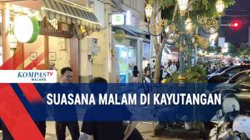 Kawasan Kayutangan Di Malam Hari Ramai Pengunjung
