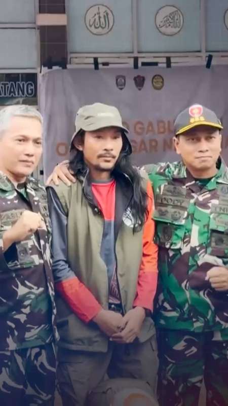 AGAM RINJANI BANTU PROSES PENCARIAN KORBAN PESAWAT ATR 42-500