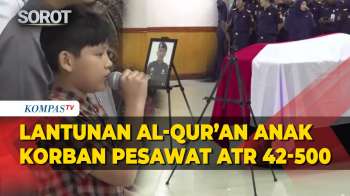 Depan Peti Jenazah Ayah, Anak Pegawai KKP Korban Pesawat ATR 42:500 Lantunkan Ayat Al-Qur’an