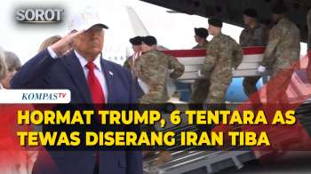 Hormat Trump Di Upacara Pemulangan Jenazah 6 Tentara AS Tewas Dalam Serangan Iran