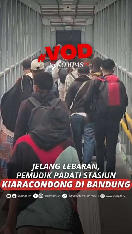 JELANG LEBARAN, PEMUDIK PADATI STASIUN KIARACONDONG DI BANDUNG