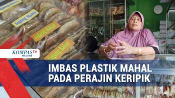 Harga Plastik Naik, Keuntungan Perajin Keripik Menipis