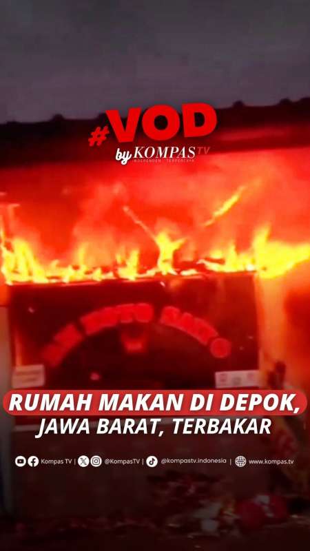 RUMAH MAKAN DI DEPOK, JAWA BARAT, TERBAKAR