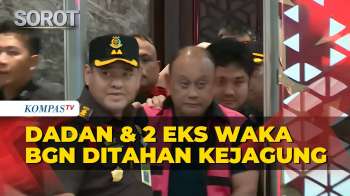 Tersangka! Dadan, Lodewyk dan Sony Ditahan Kejagung, Tangan Diborgol-Pakai Rompi Pink