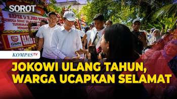 Jokowi Ulang Tahun Ke-65, Warga Antre Ucapkan Selamat