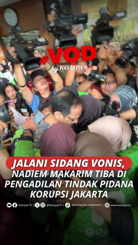 NADIEM MAKARIM TIBA DI PENGADILAN NEGERI JAKARTA PUSAT