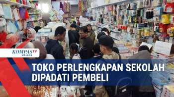Tahun Ajaran Baru, Warga Padati Toko Perlengkapan Sekolah