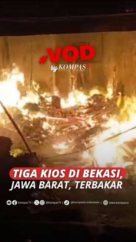 TIGA KIOS DI BEKASI, JAWA BARAT, TERBAKAR