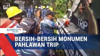 Gotong Royong Bersih-Bersih Monumen Pahlawan TRIP