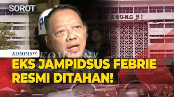 Penampakan Eks Jampidsus Febrie Adriansyah Resmi Ditahan: Saya Merasa Ini Kriminalisasi!