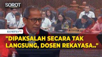 Hakim MK Saldi Isra Cecar Perwakilan Presiden Soal Gaji Dosen, Singgung Rekayasa Laporan Keuangan
