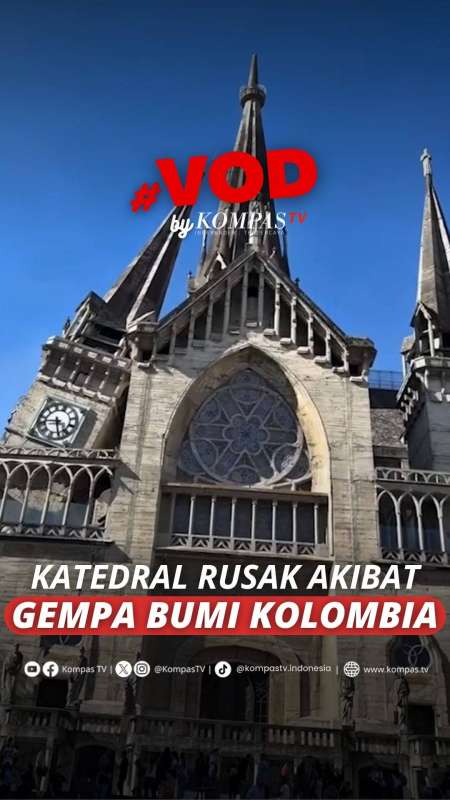 KATEDRAL RUSAK AKIBAT GEMPA BUMI KOLOMBIA