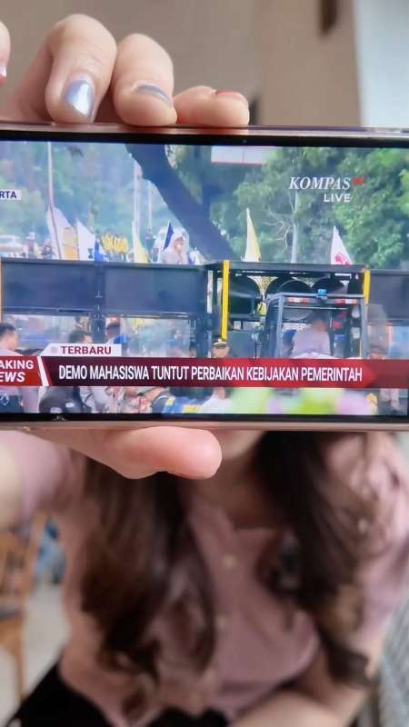 YUK DOWNLOAD KOMPAS TV APPS