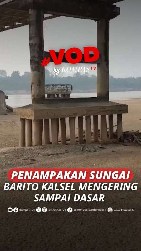 PENAMPAKAN SUNGAI BARITO KALSEL MENGERING SAMPAI DASAR