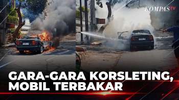 Mobil Sedan Di Semarang Terbakar Gara-Gara Korsleting | BERITA UTAMA