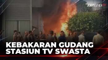 Gudang Stasiun TV Swasta Di Kebon Jeruk Terbakar, Picu Kepanikan Warga Permukiman Sekitar