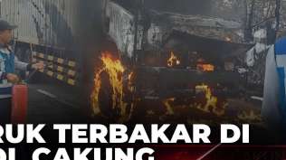 truk-boks-terbakar-di-tol-cakung-jakarta-timur-diduga-akibat-korsleting-kompas-siang