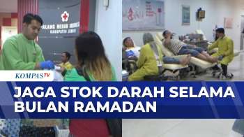 Bentuk Apresiasi, PMR Bagikan Beras Ke Pendonor Darah | JMP