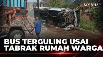 Bus Pariwisata Terguling Saat Hendak Jemput Jemaah Pengajian Di Sragen | KOMPAS PAGI