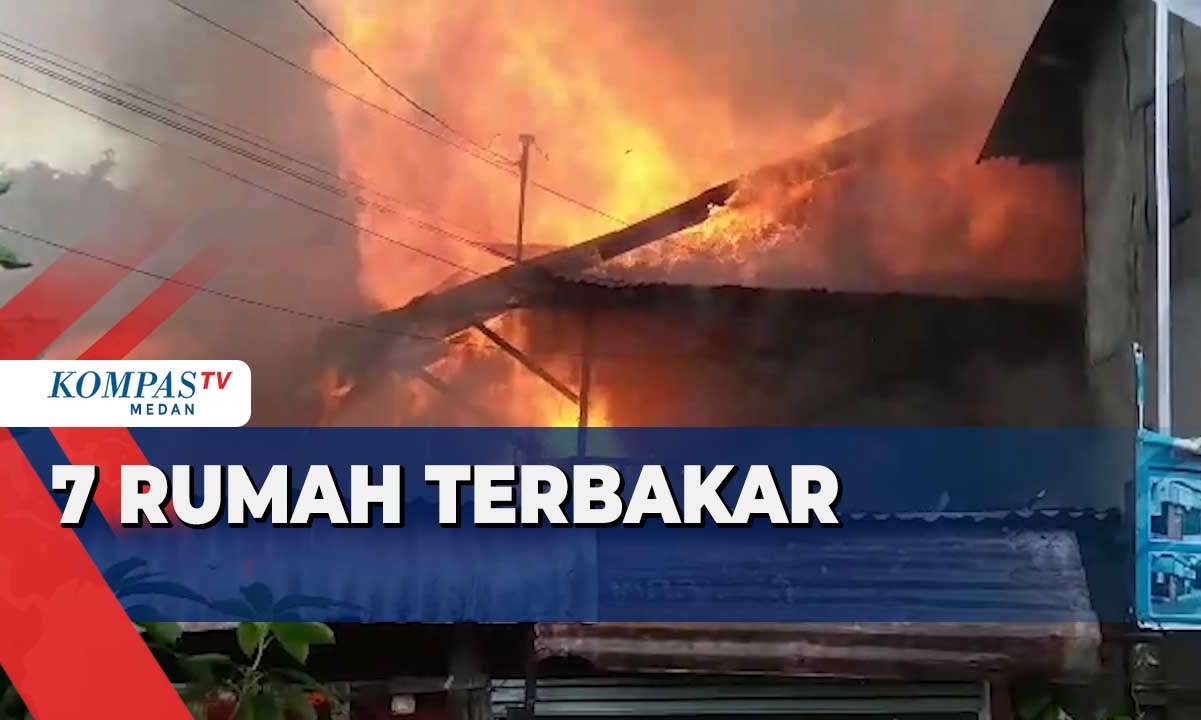 7 Rumah di Bantaran Sungai Deli Medan Hangus Terbakar