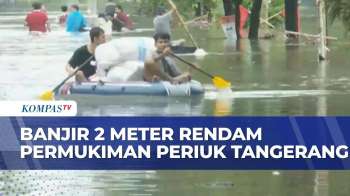 Banjir Hingga 2 Meter Rendam Periuk Tangerang, Warga Evakuasi Diri Dan Harta Benda Pakai Perahu