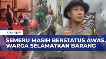 Semeru Berstatus Awas: Besuk Kobokan Diselimuti Abu, Warga Selamatkan Barang, Polisi Gelar Patroli