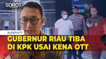 Gubernur Riau Abdul Wahid Bungkam Saat Di Gedung KPK Usai Terjaring OTT