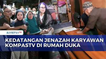 Jenazah Karyawan KompasTV Nur Ainia Tiba Di Rumah Duka, Tangis Keluarga Pecah!