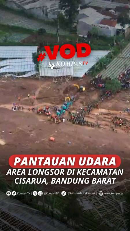 PANTAUAN UDARA AREA LONGSOR DI KECAMATAN CISARUA, BANDUNG BARAT