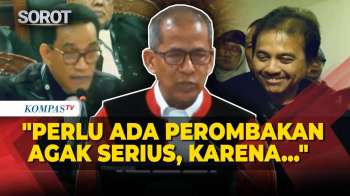 Hakim MK Saldi Minta Kubu Roy Suryo Cs Rombak Permohonan Uji Materi Soal Kasus Ijazah Jokowi