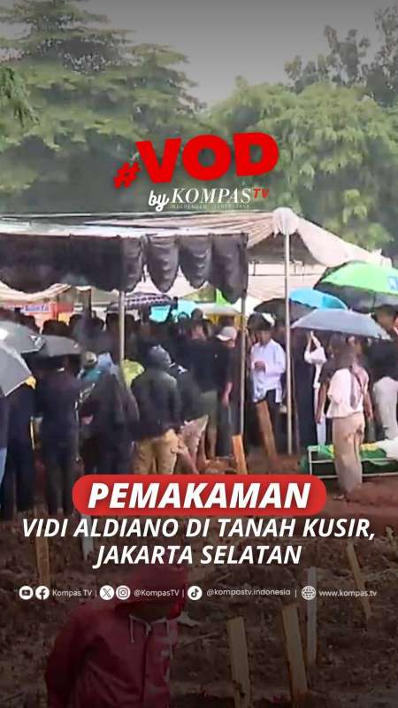 PEMAKAMAN VIDI ALDIANO DI TANAH KUSIR, JAKARTA SELATAN