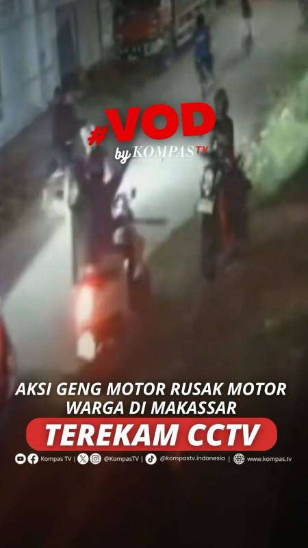 AKSI GENG MOTOR RUSAK MOTOR WARGA DI MAKASSAR TEREKAM CCTV 